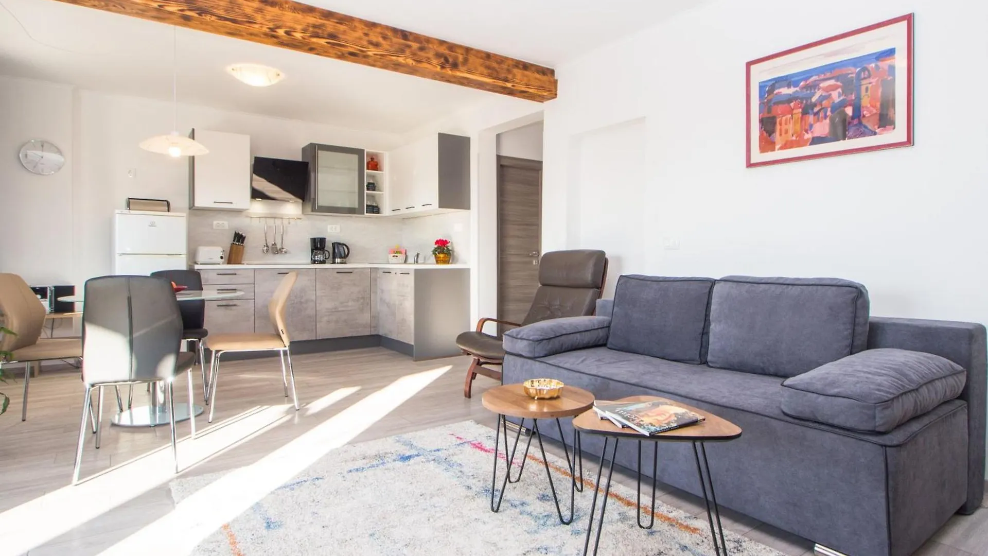 Komfortable Ferienwohnung Mit Terrasse Und Garten Rovinj Apartmán