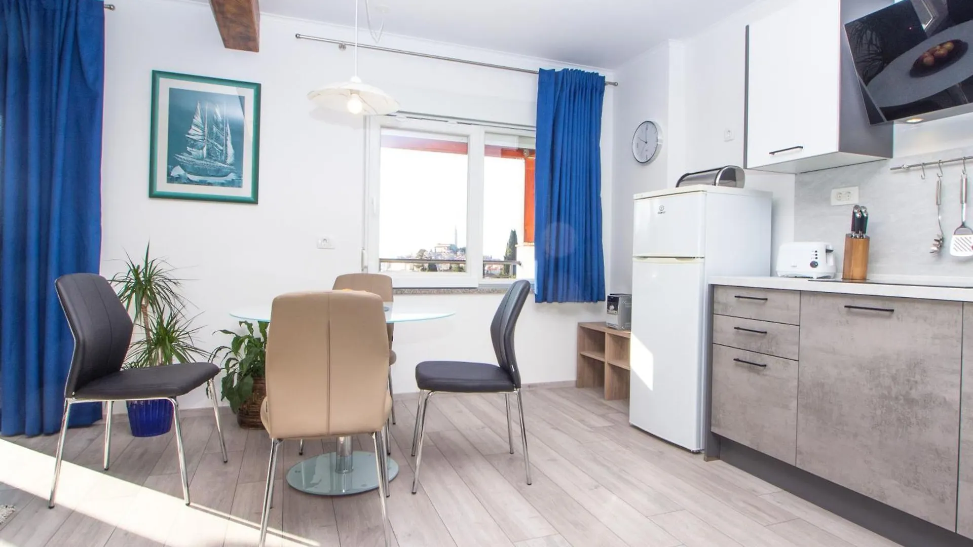 Komfortable Ferienwohnung Mit Terrasse Und Garten Rovinj