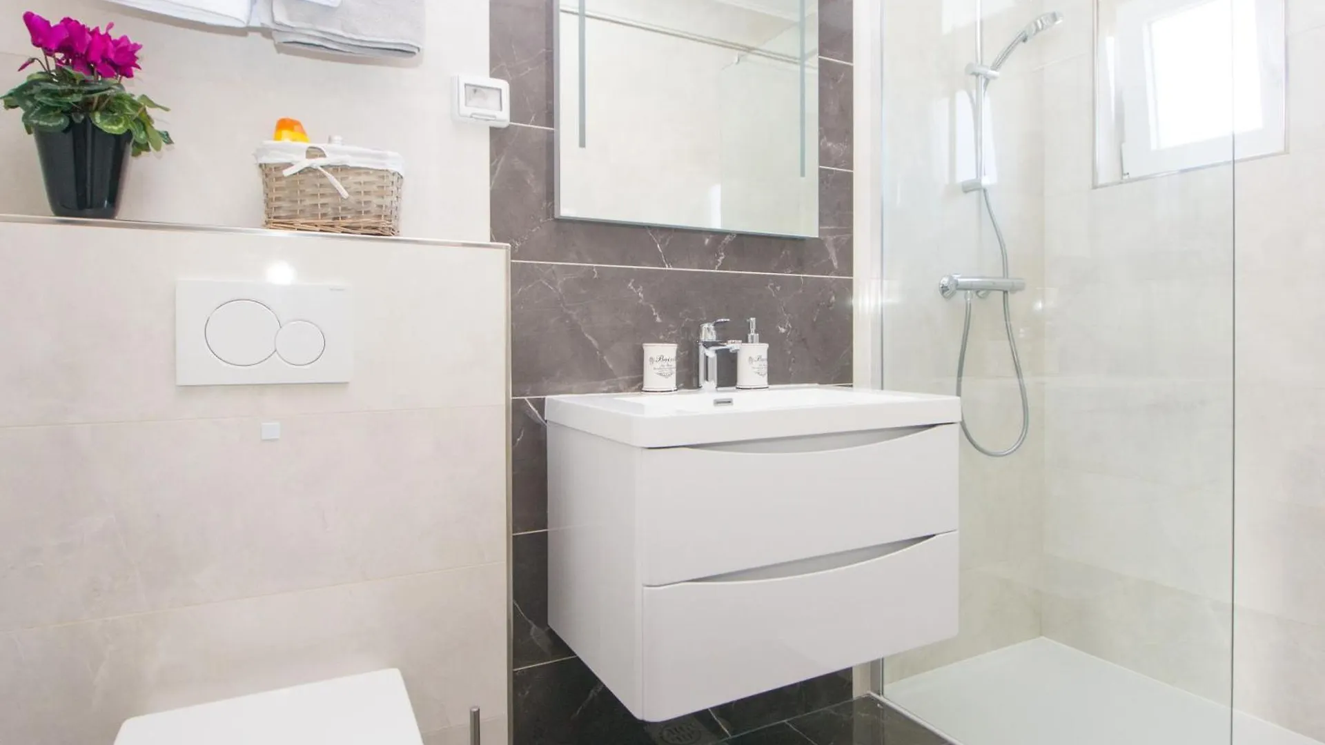 Apartmán Komfortable Ferienwohnung Mit Terrasse Und Garten Rovinj